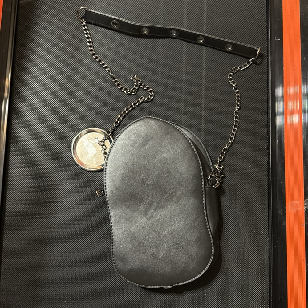Purse - Picture 4 of 4